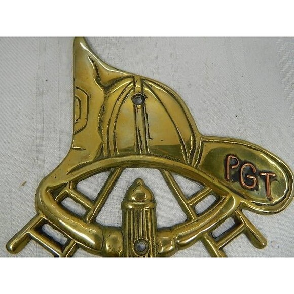 Vintage Fireman's Brass Wall Coat Towel Hook w/ Helmet, Ladders, & Hydrant  7.5" - Picture 3 of 7